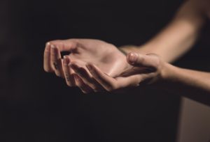 Precetti del Reiki per una mente fiorente