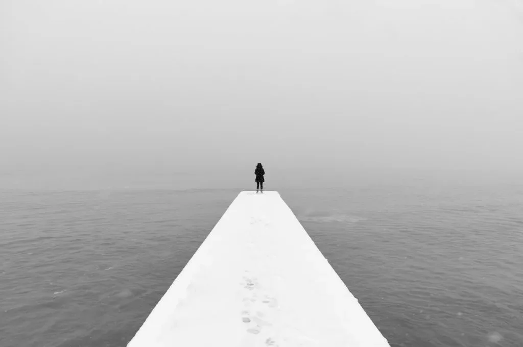 Nulla rimane uguale: impermanenza, non-sé e l’arte di lasciare andare